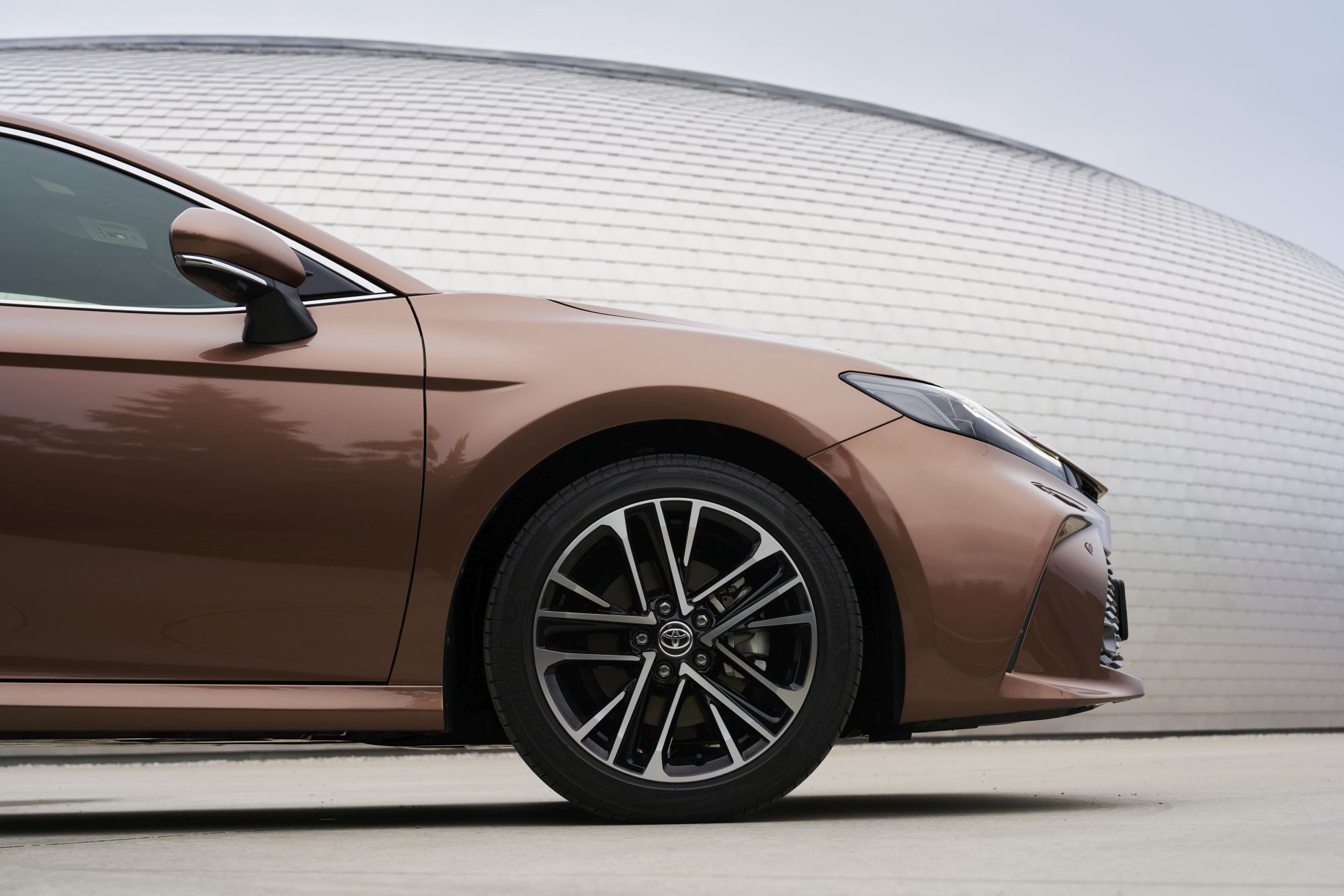 Lider na fali spadków. Toyota przez cały czas najcenniejszą marką motoryzacji, ale sektor traci miliardy