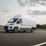 Zdjęcie okładkowe wpisu: Dlaczego Toyota dominuje w&nbsp;elektrycznych vanach, sprzedając to&nbsp;samo żelazo co&nbsp;konkurencja
