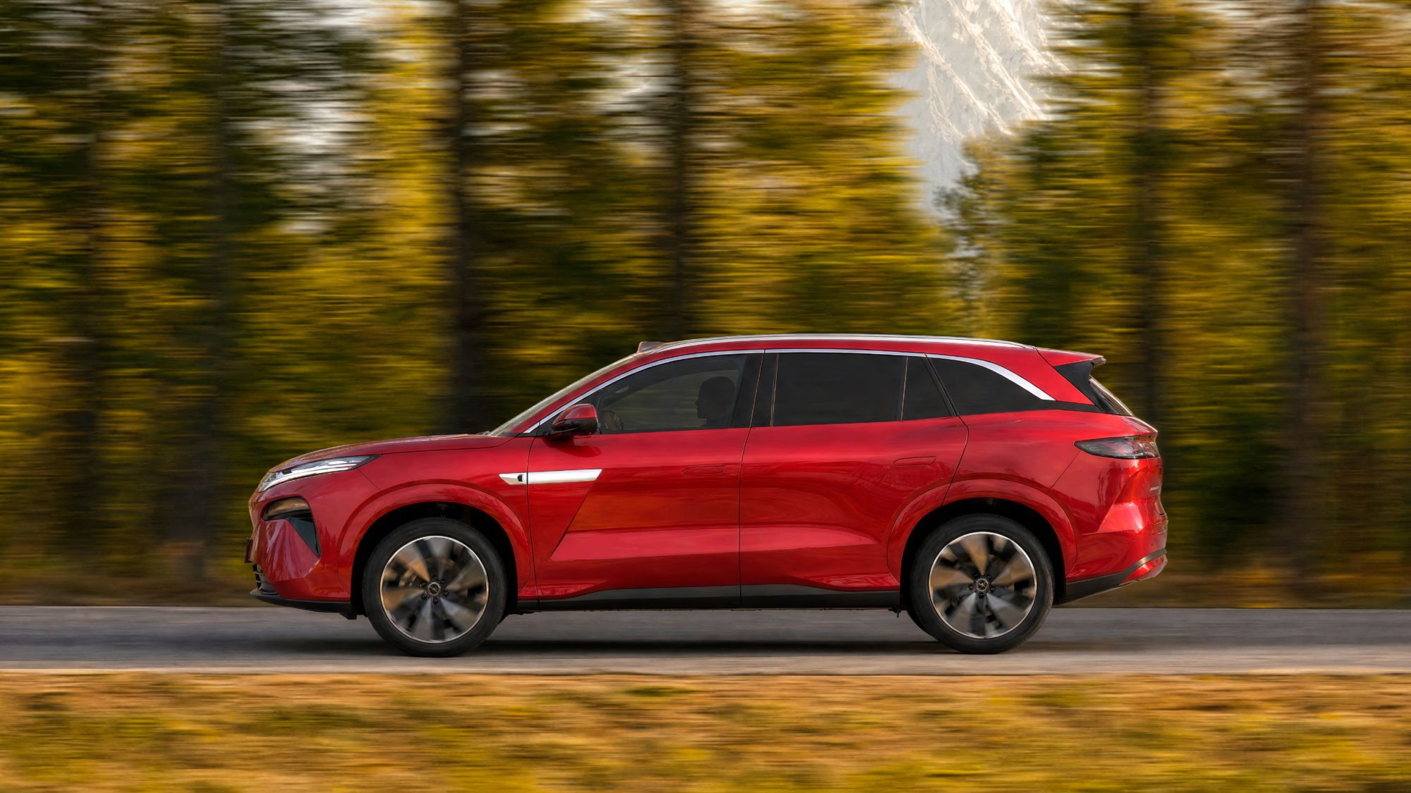 BYD ATTO 8