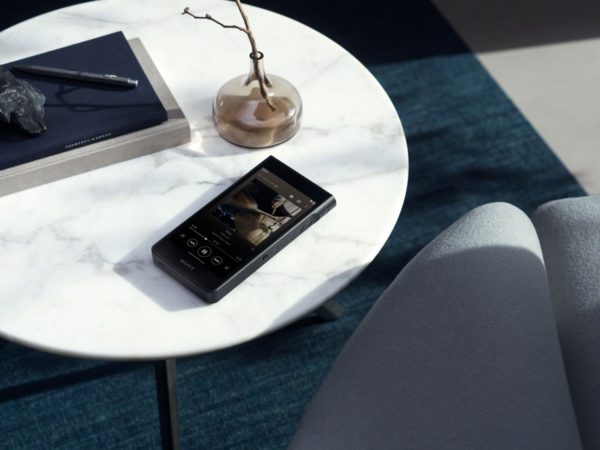 Zdjęcie okładkowe wpisu Nowe odtwarzacze Sony Walkman Signature: modele NW-WM1ZM3 i&nbsp;NW-WM1AM3 zadebiutują w&nbsp;listopadzie