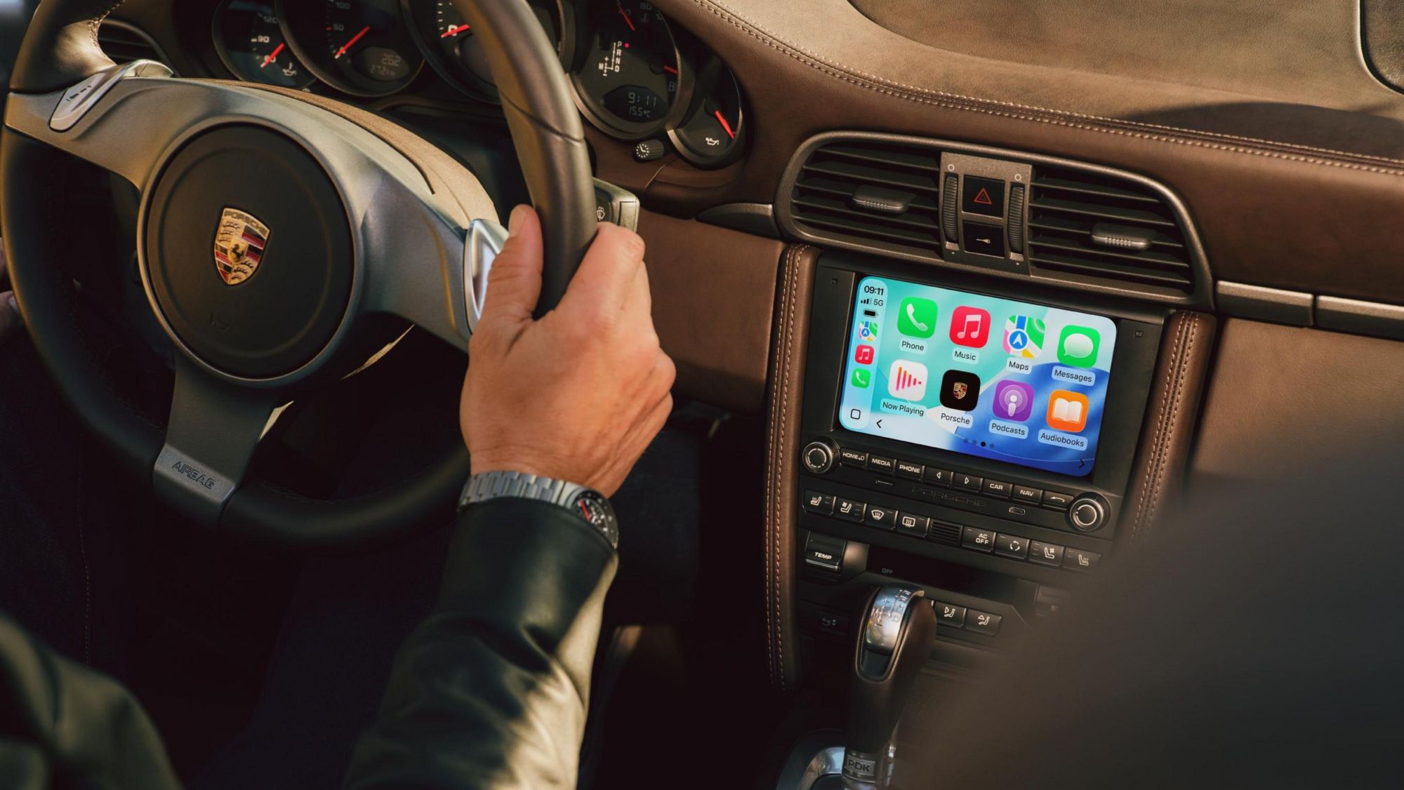 Zdjęcie okładkowe wpisu Porsche odświeża multimedia w&nbsp;modelach 2009–2016. Nowy PCCM Plus z&nbsp;bezprzewodowym CarPlay i&nbsp;Android Auto