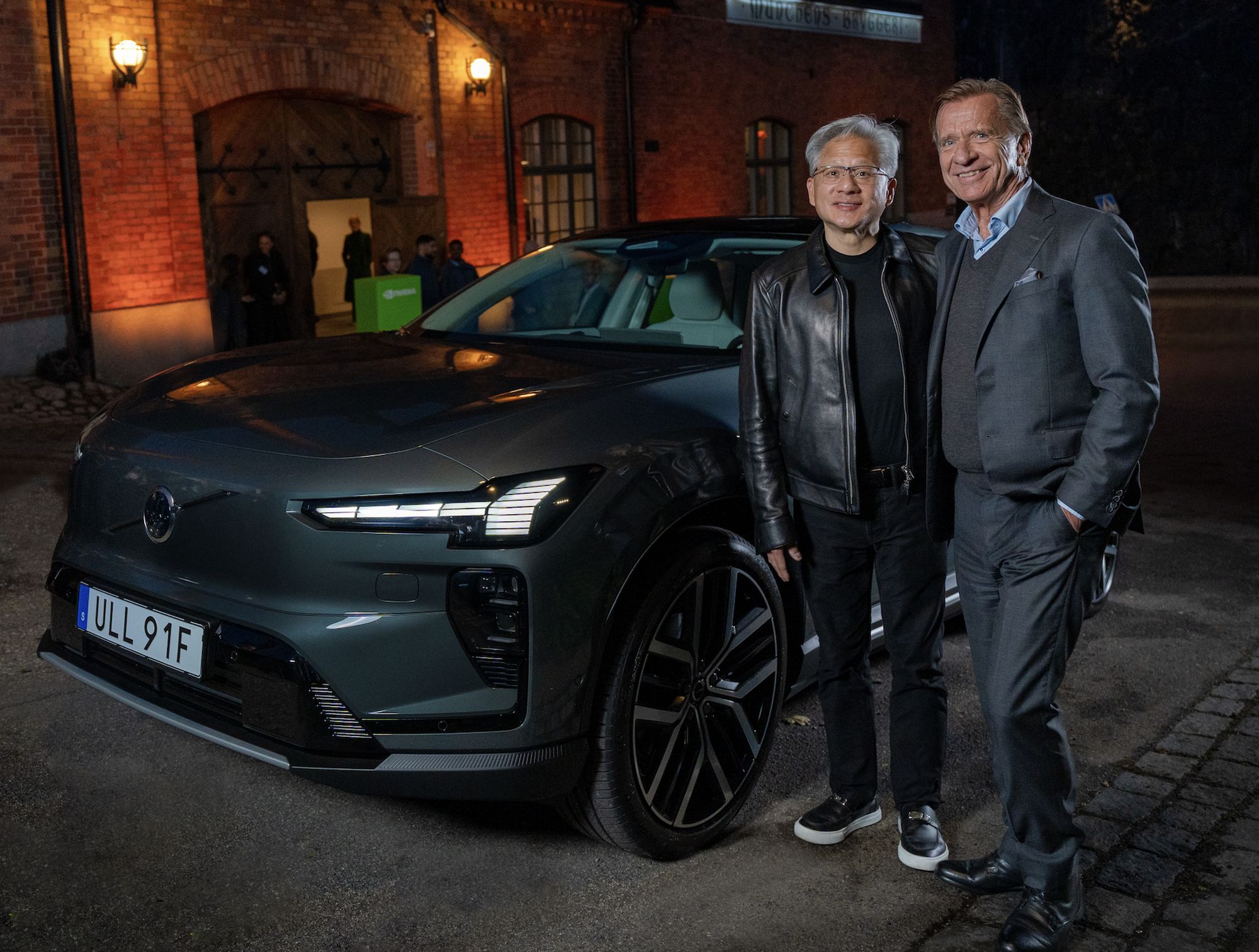 Zdjęcie okładkowe wpisu Volvo i&nbsp;NVIDIA szykują autonomiczną jazdę od&nbsp;drzwi do&nbsp;drzwi