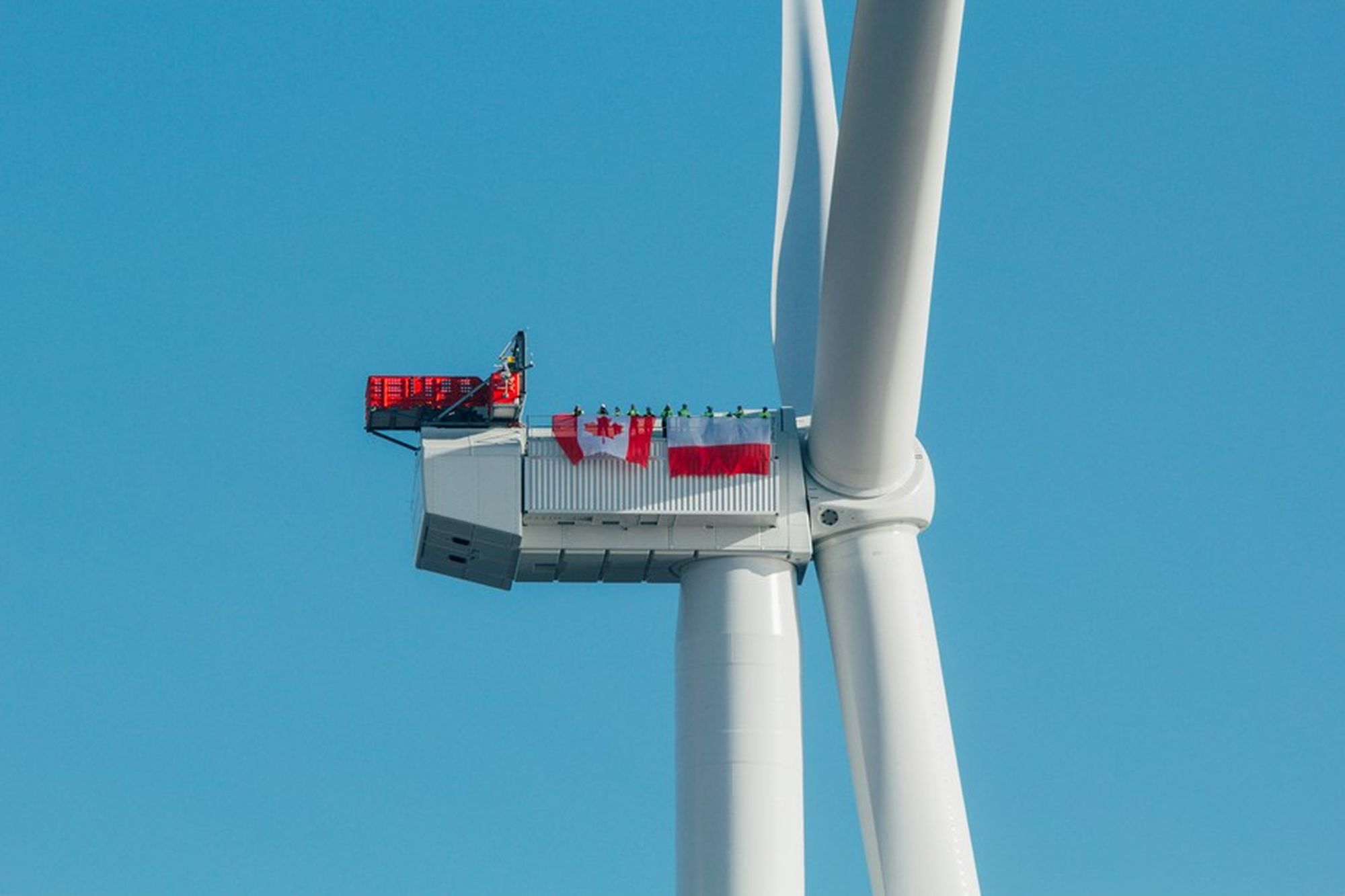 Zdjęcie okładkowe wpisu 76 turbin Baltic Power już na Bałtyku. Za inżynieryjną skalą kryje się lekcja dla polskiego przemysłu